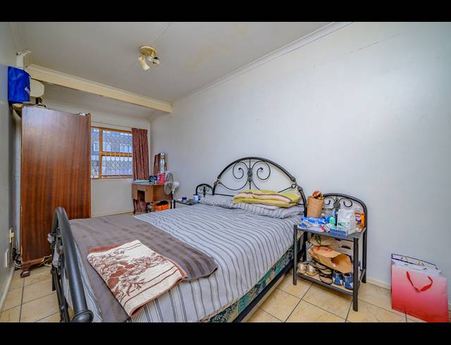 3 BEDROOM APARTMENT FOR SALE IN ESCOMBE